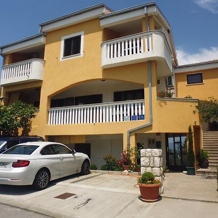 Apartments Jadranka Povile Novi Vinodolski Zimmer foto