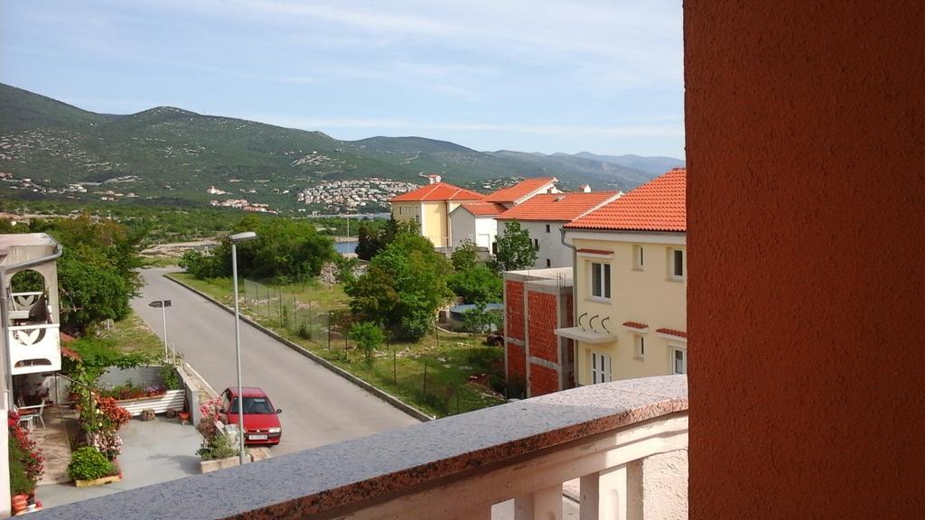 Apartments Jadranka Povile Novi Vinodolski Zimmer foto